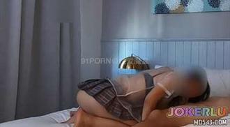  大胸细腰完美炮友 性爱魔盒