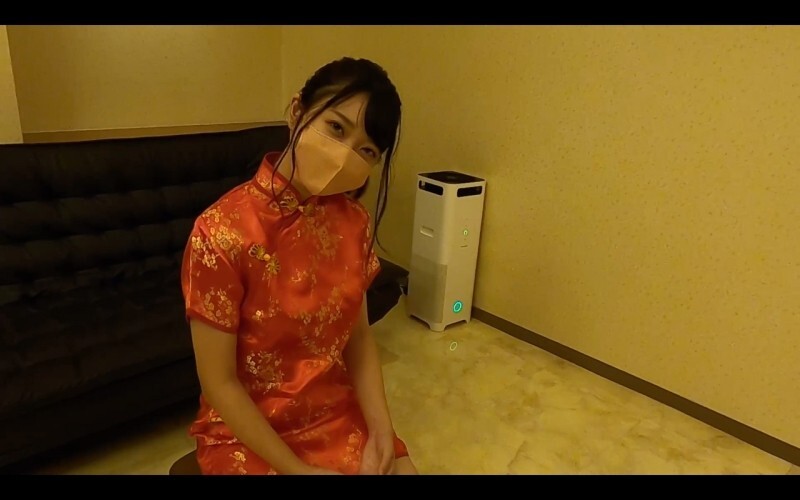FC2-PPV-4722789 艾麗卡穿這件中式禮服看起來棒極了！